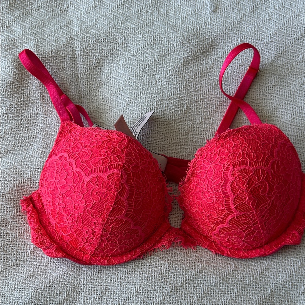 Victoria’s Secret dream angels push up bra